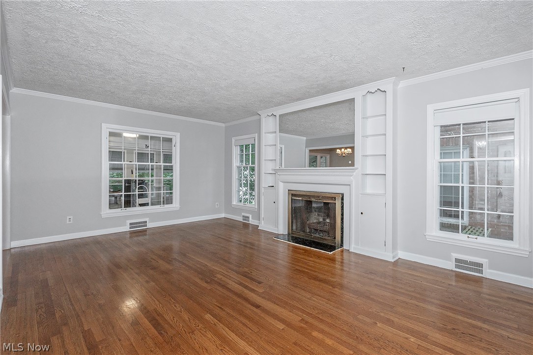 968 Englewood Road Cleveland Heights OH 44121