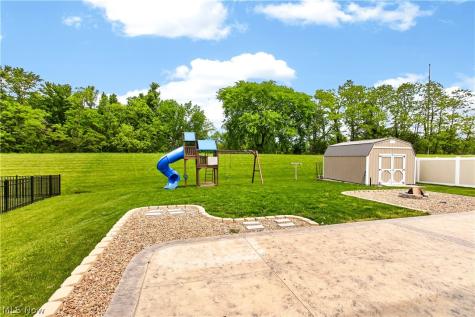 5709 Burlington Drive Chippewa Lake OH 44215