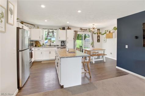 5709 Burlington Drive Chippewa Lake OH 44215