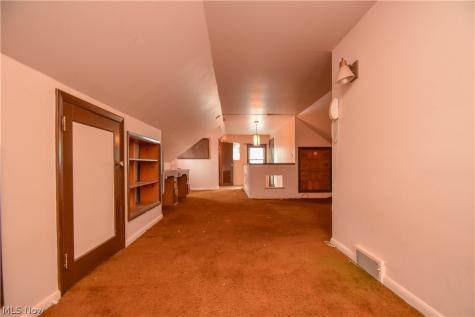 755 Lake Drive Youngstown OH 44511
