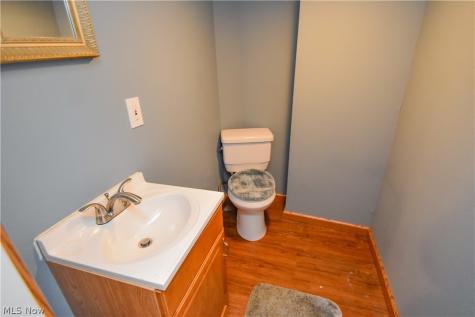 755 Lake Drive Youngstown OH 44511