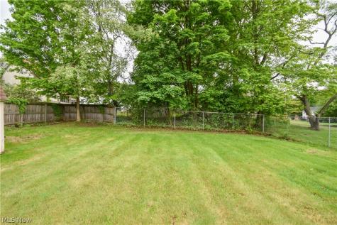 755 Lake Drive Youngstown OH 44511