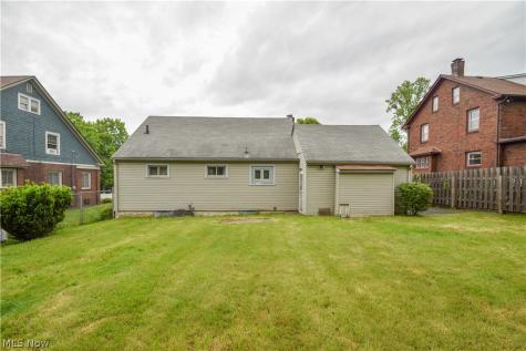 755 Lake Drive Youngstown OH 44511