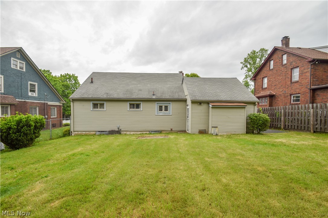 755 Lake Drive Youngstown OH 44511