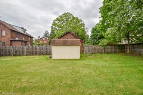 755 Lake Drive Youngstown OH 44511