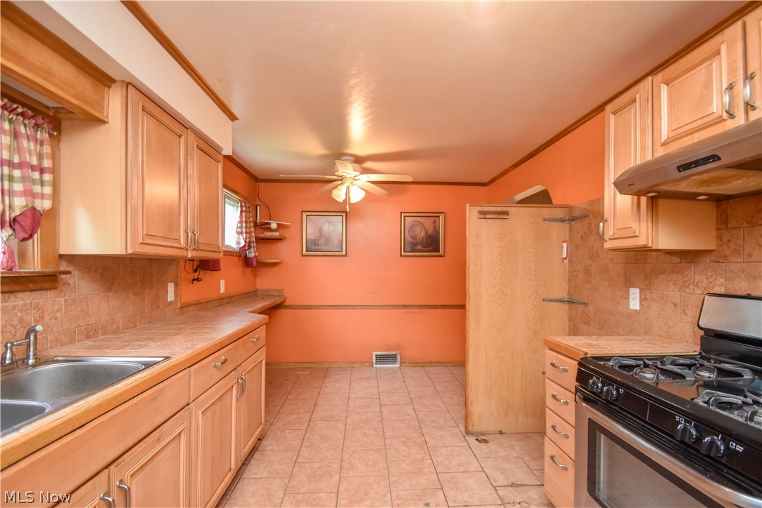 755 Lake Drive Youngstown OH 44511