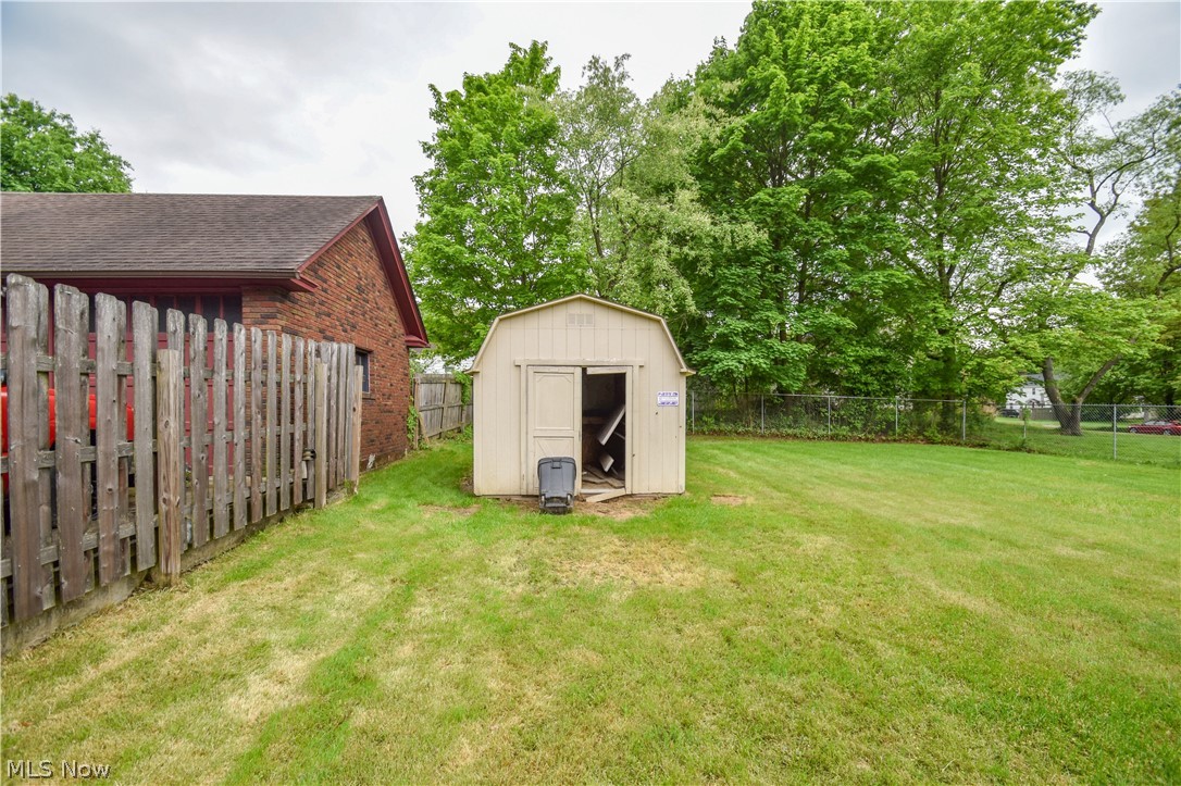 755 Lake Drive Youngstown OH 44511