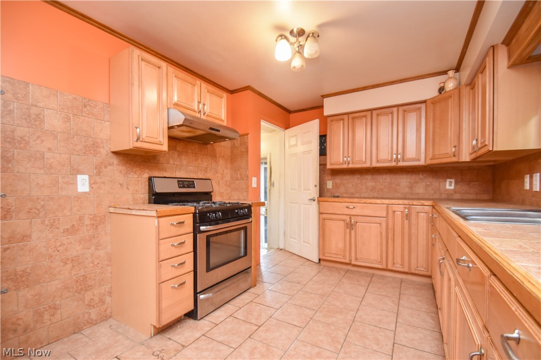 755 Lake Drive Youngstown OH 44511