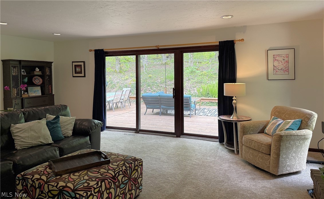 9350 Hidden Lake Drive Chesterland OH 44026