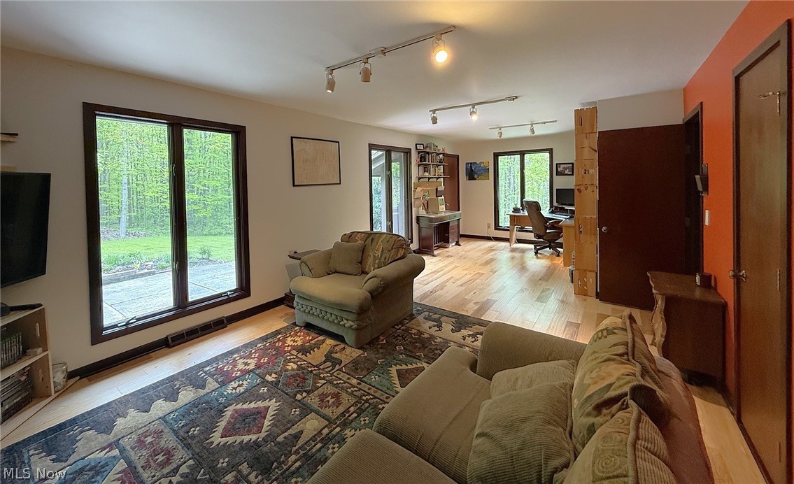 9350 Hidden Lake Drive Chesterland OH 44026
