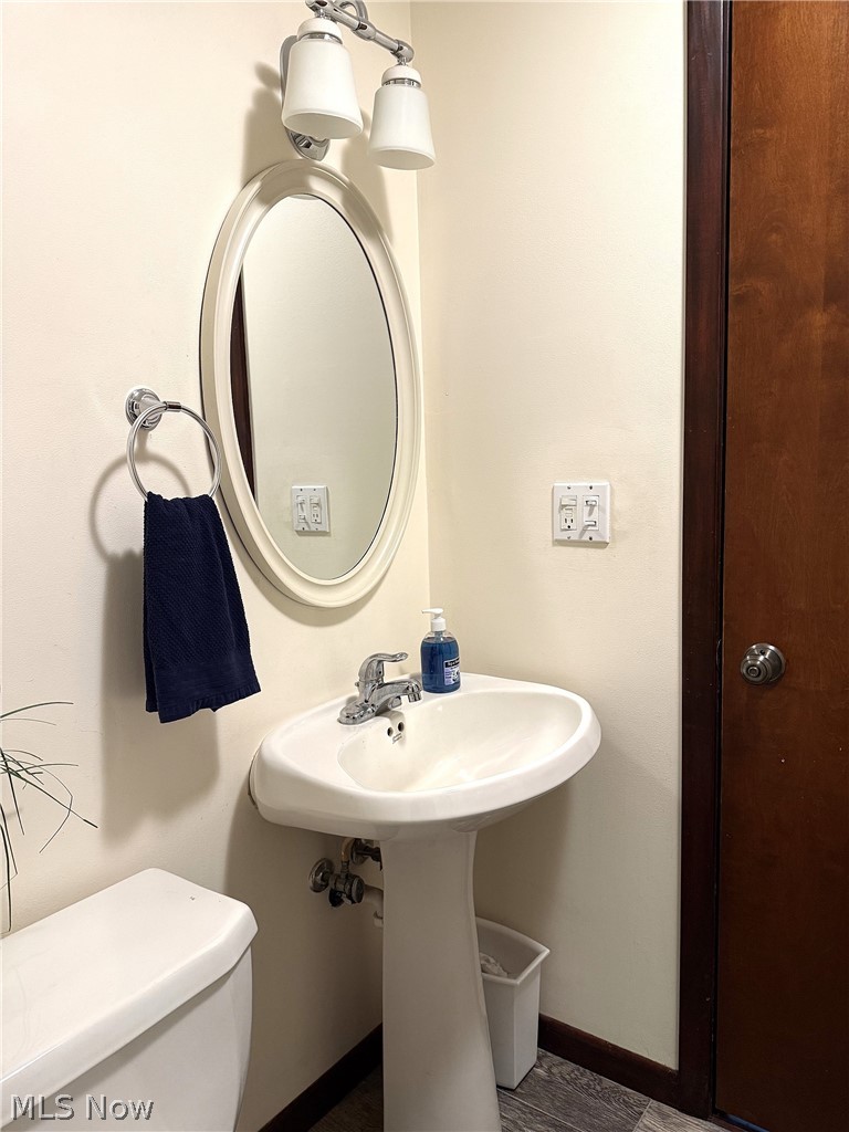 9350 Hidden Lake Drive Chesterland OH 44026