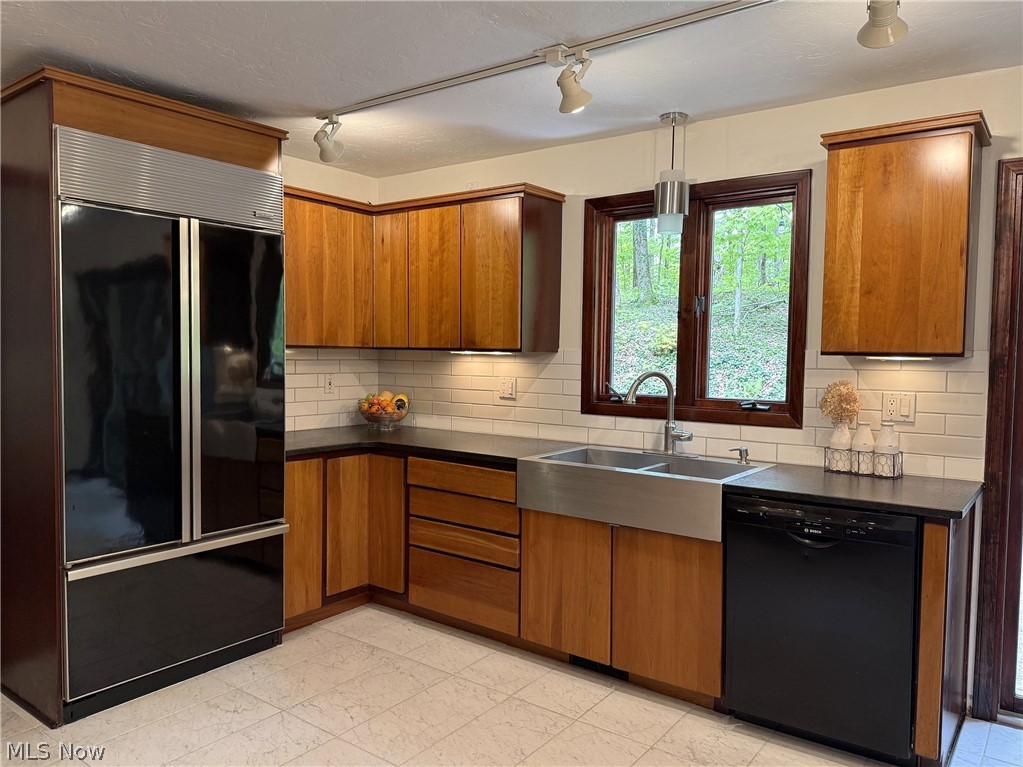 9350 Hidden Lake Drive Chesterland OH 44026