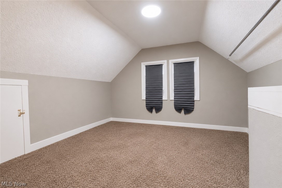 985 Bloomfield Avenue Akron OH 44302