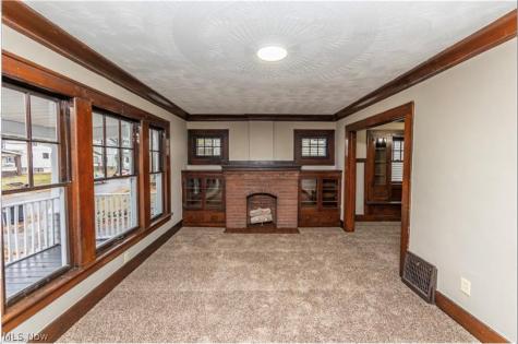 985 Bloomfield Avenue Akron OH 44302
