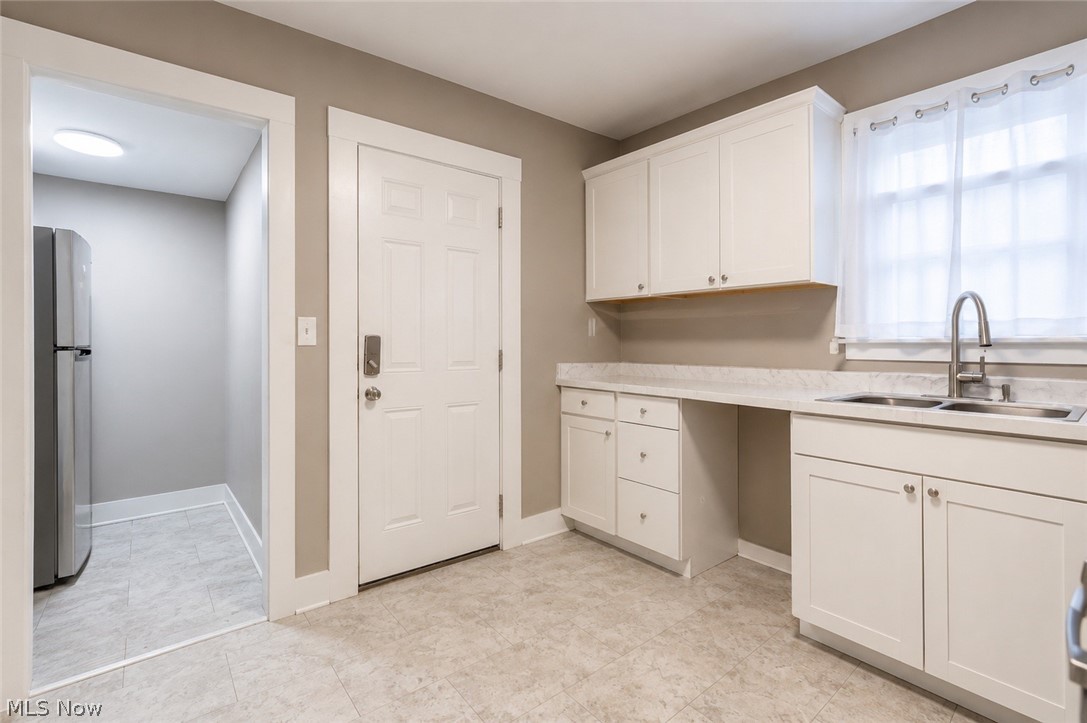 985 Bloomfield Avenue Akron OH 44302