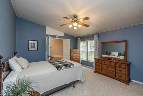 4 Symphony Street Olmsted Twp OH 44138
