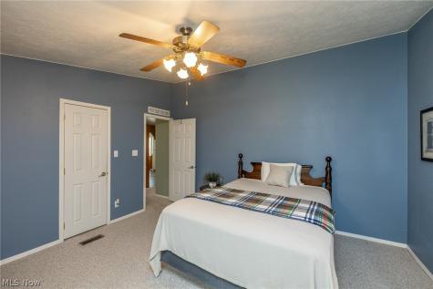 4 Symphony Street Olmsted Twp OH 44138