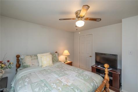 4 Symphony Street Olmsted Twp OH 44138