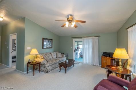 4 Symphony Street Olmsted Twp OH 44138