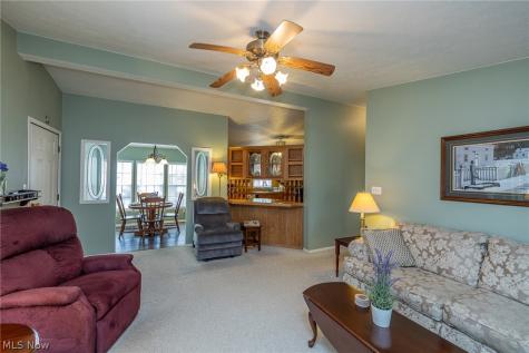 4 Symphony Street Olmsted Twp OH 44138