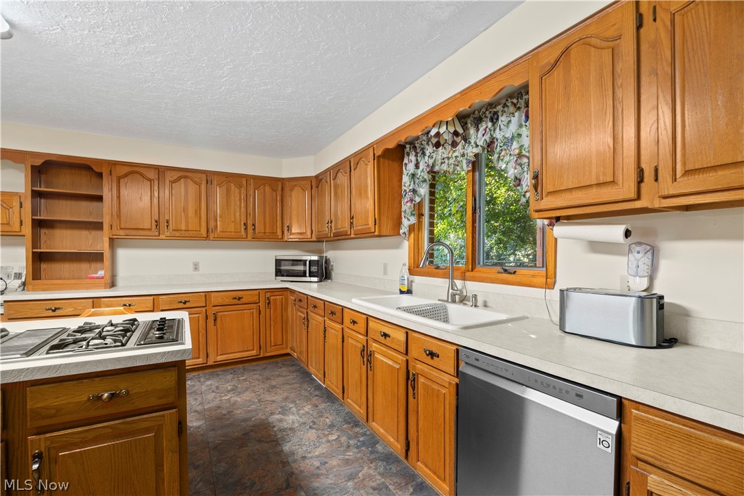 52493 State Route 113 Wakeman OH 44889