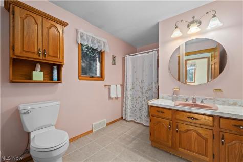 52493 State Route 113 Wakeman OH 44889