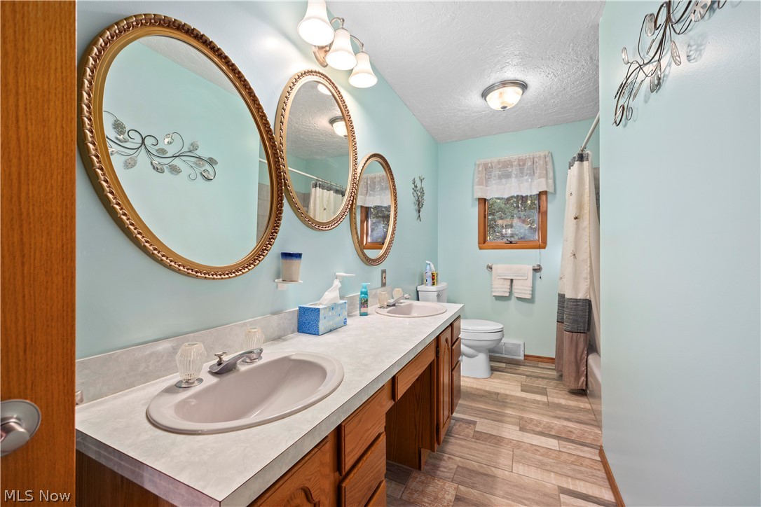 52493 State Route 113 Wakeman OH 44889