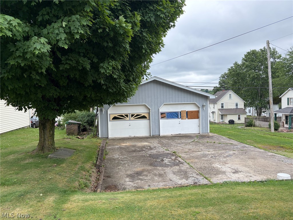 299 W Martin Street East Palestine OH 44413