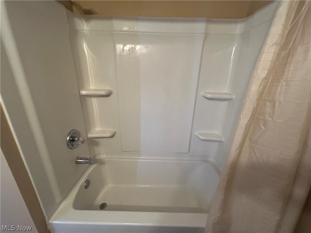 839 Orange Street Coshocton OH 43812
