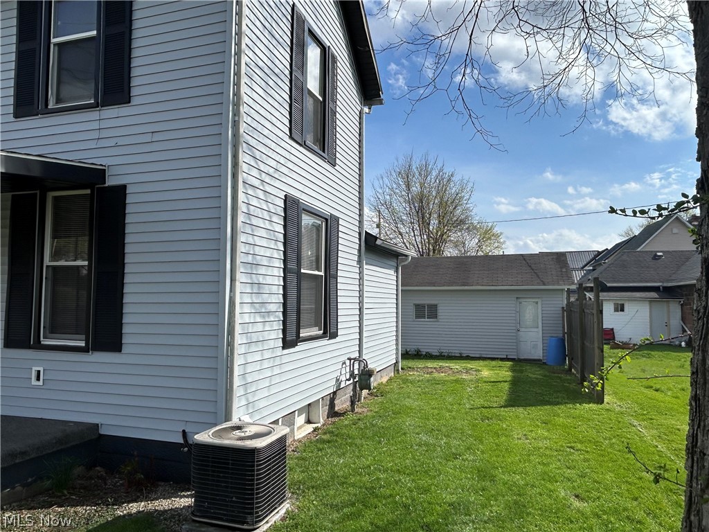 839 Orange Street Coshocton OH 43812