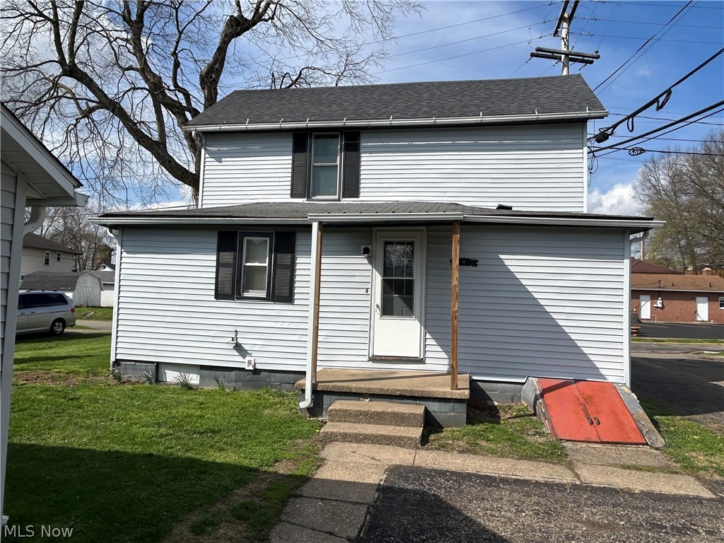 839 Orange Street Coshocton OH 43812