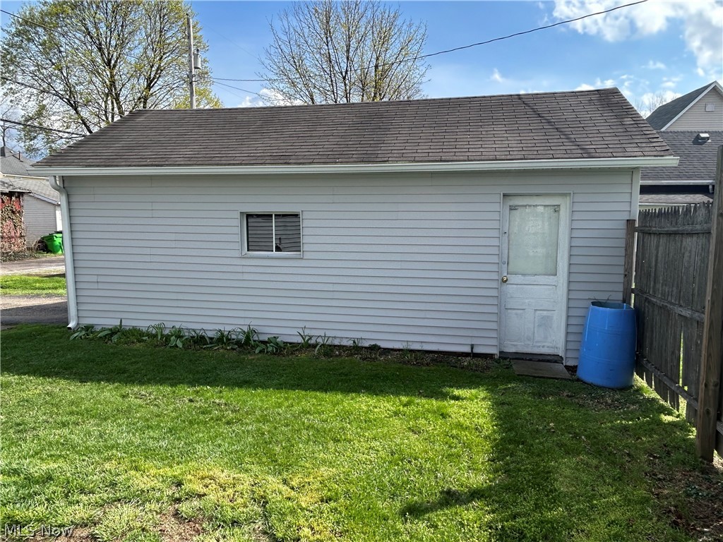 839 Orange Street Coshocton OH 43812