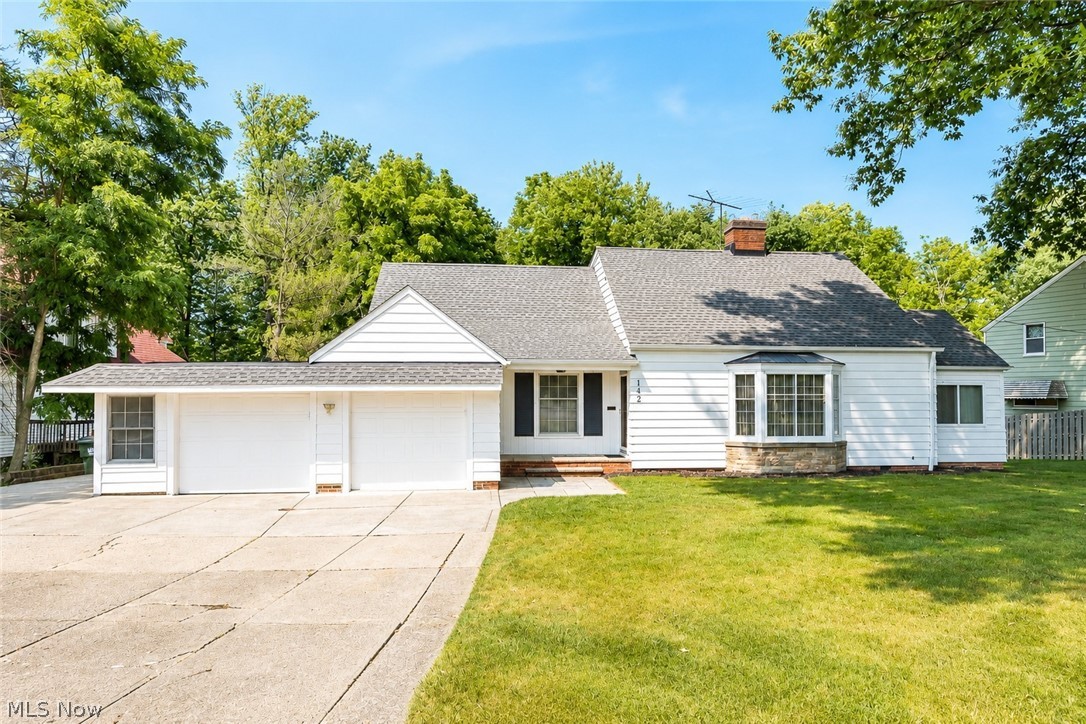 142 Bexley Drive Bedford OH 44146