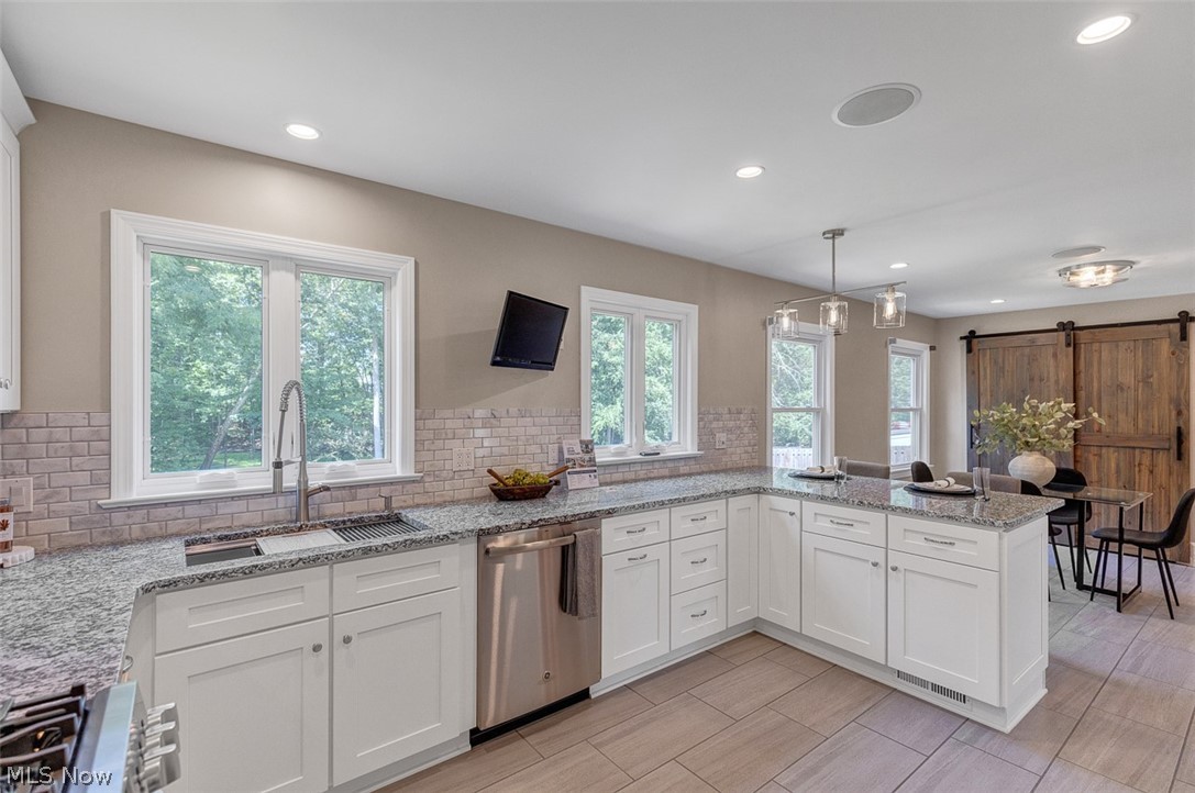 142 Bexley Drive Bedford OH 44146