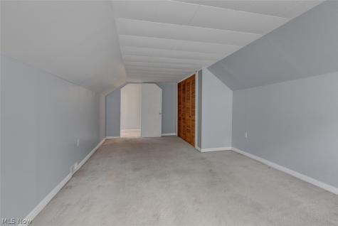142 Bexley Drive Bedford OH 44146