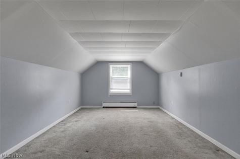142 Bexley Drive Bedford OH 44146