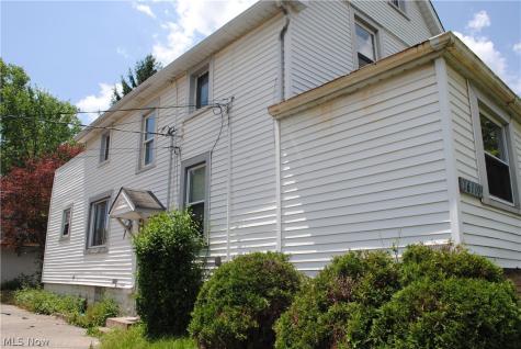 16110 Rockside Road Maple Heights OH 44137