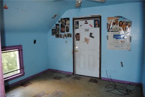 16110 Rockside Road Maple Heights OH 44137
