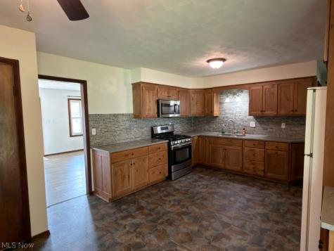 308 Snearly Drive Marietta OH 45750