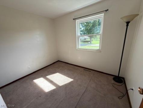 308 Snearly Drive Marietta OH 45750