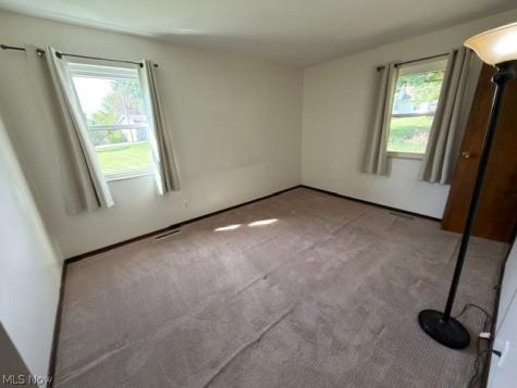308 Snearly Drive Marietta OH 45750