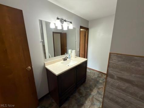 308 Snearly Drive Marietta OH 45750