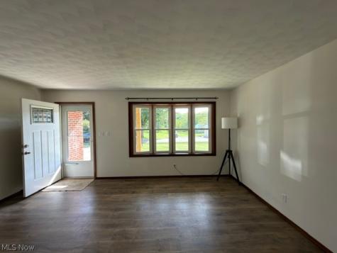 308 Snearly Drive Marietta OH 45750