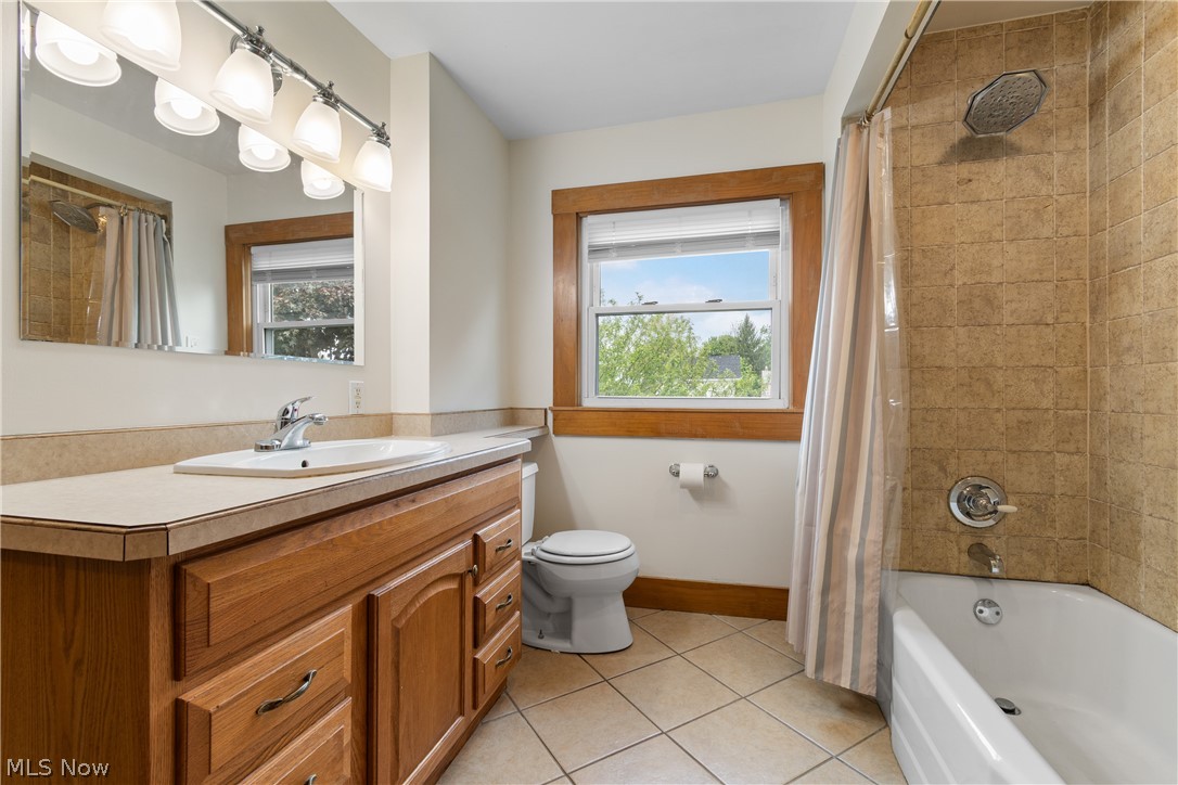 168 22nd Street NW Barberton OH 44203