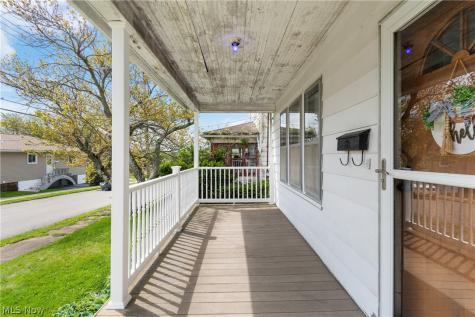 168 22nd Street NW Barberton OH 44203