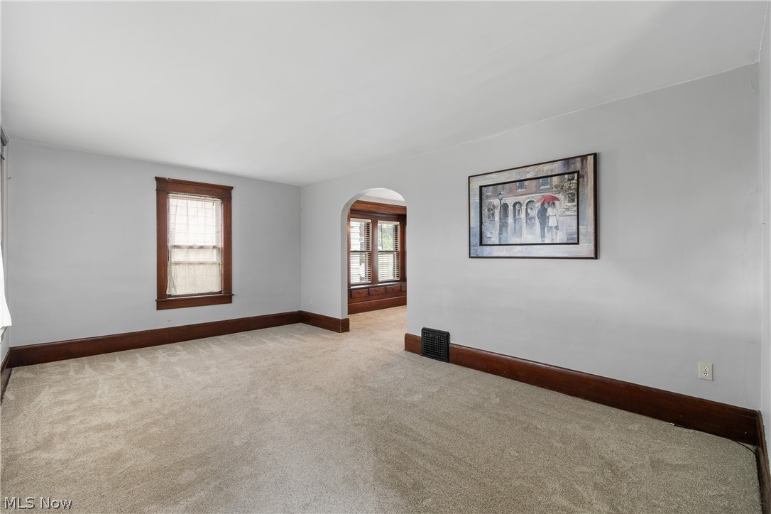 168 22nd Street NW Barberton OH 44203