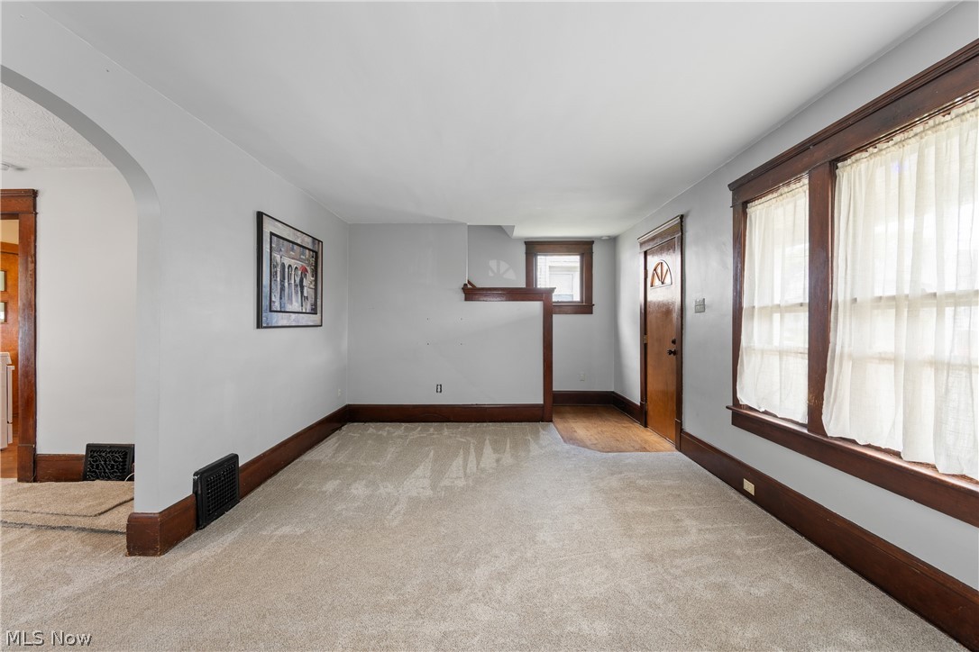 168 22nd Street NW Barberton OH 44203