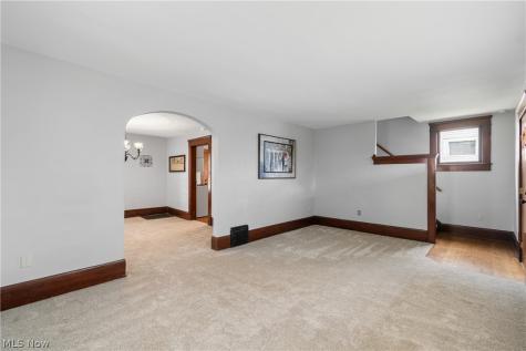 168 22nd Street NW Barberton OH 44203