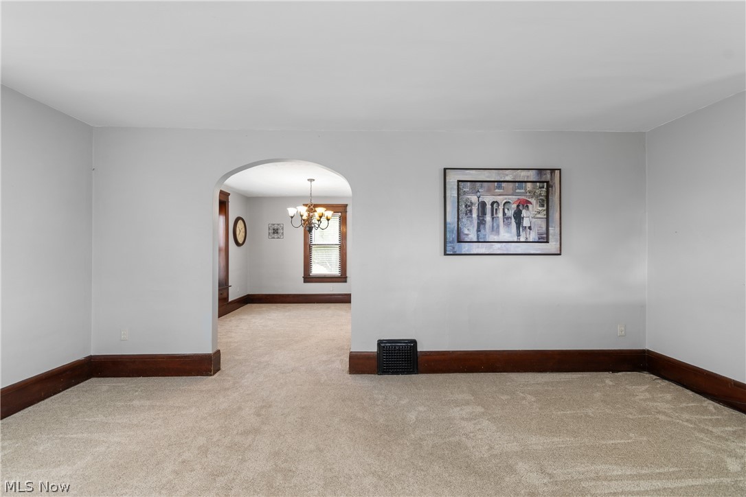 168 22nd Street NW Barberton OH 44203