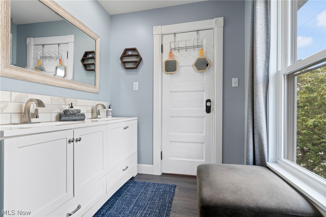218 W North Street Wooster OH 44691